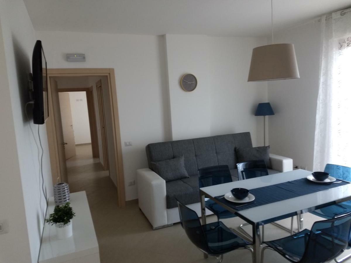 Apartamento Penthouse On The Adriatic Sea Martinsicuro Exterior foto