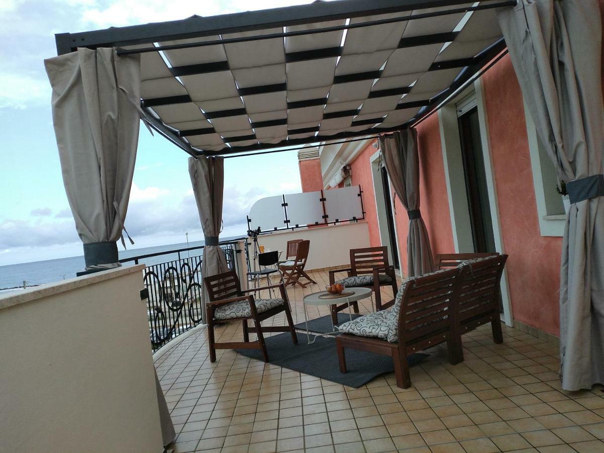 Apartamento Penthouse On The Adriatic Sea Martinsicuro Exterior foto